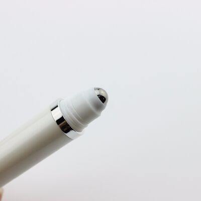 खरीदें एसआरएस नया 10ml प्लास्टिक रोल-ऑन बोतल व्हाइट वाइब्रेटिंग रोलऑन बोतल आई क्रीम 10ml प्लास्टिक रोल ऑन बोतल थोक ऑनलाइन निर्माण