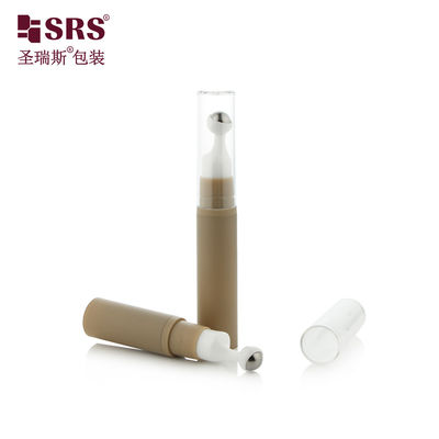 A0031-10ML बोतल पर खाली प्लास्टिक रोल हवा रहित मिट्टी ब्राउन कोटिंग के साथ स्पष्ट टोपी